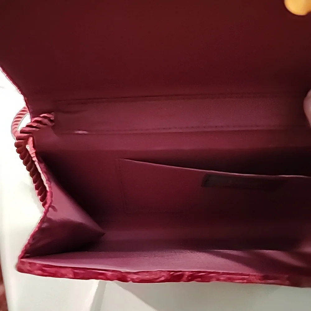 Laura Biagiotti Velvet Cross-body Burgandy Bag, Rose Pattern Imprint Appr 10x4.5 - Picture 10 of 16
